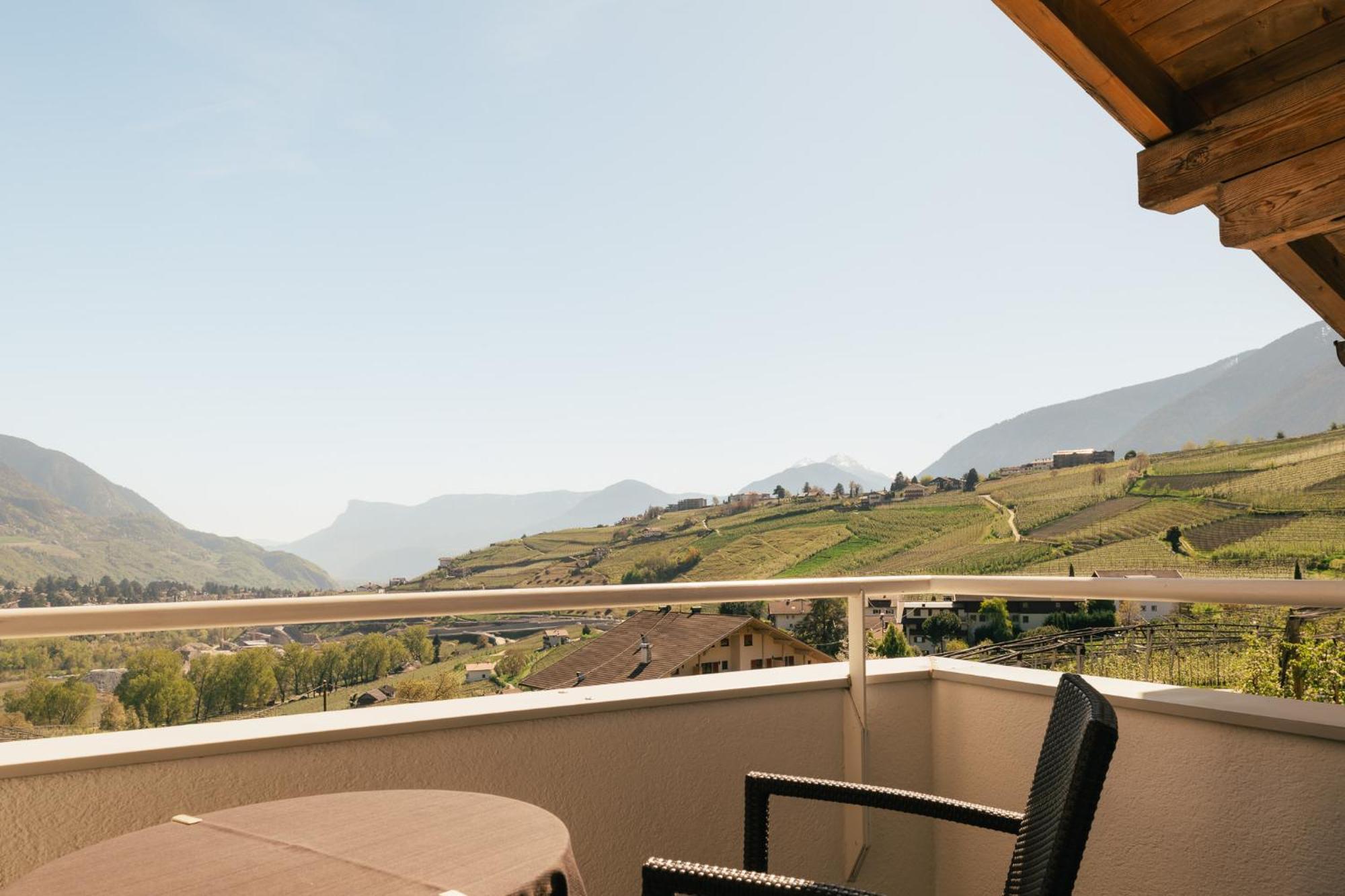 Appartement Kroneliving Tirolo Esterno foto