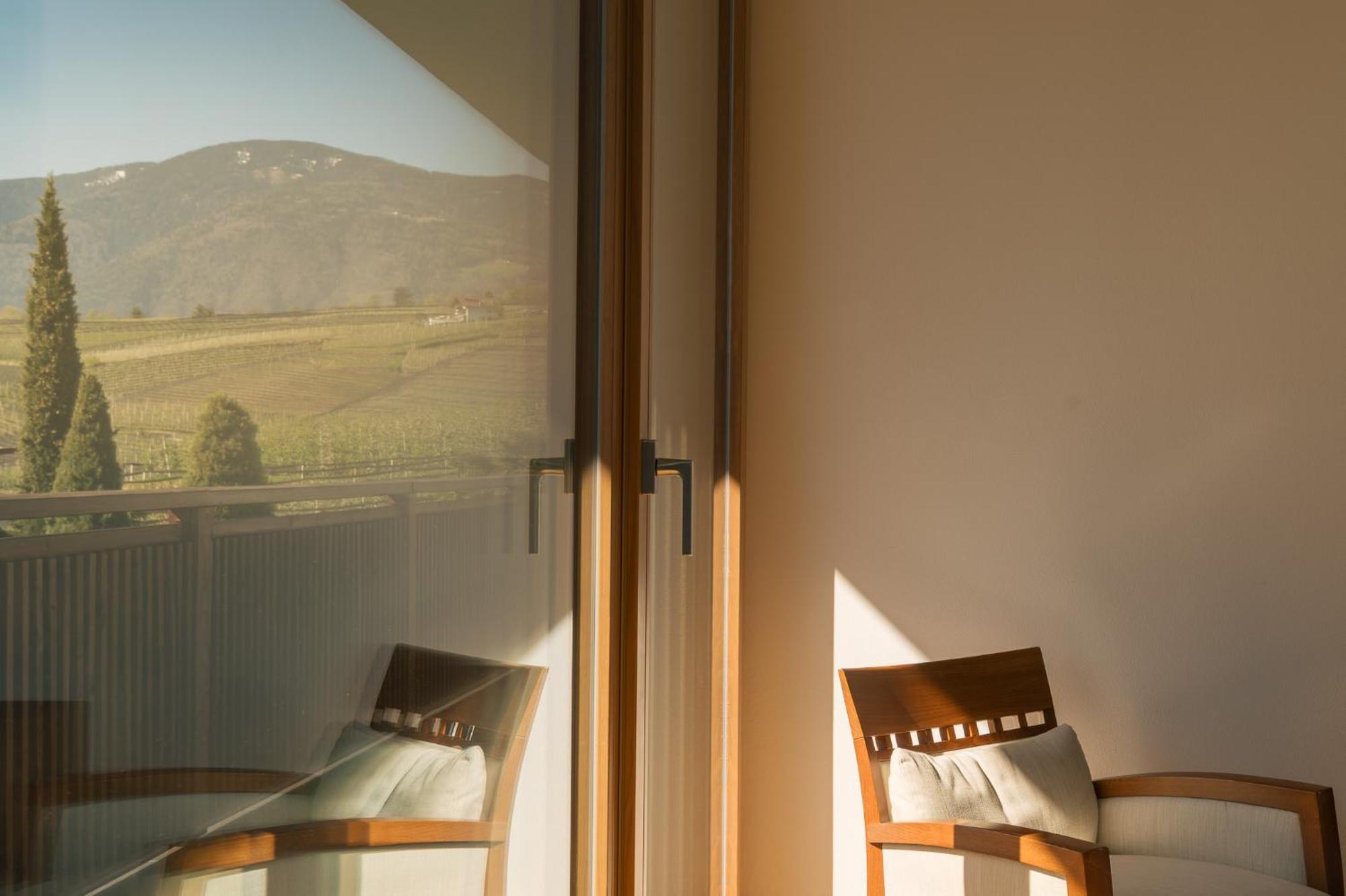 Appartement Kroneliving Tirolo Esterno foto